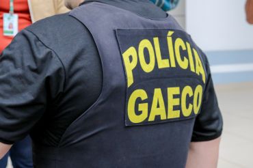 Operação do Gaeco cumpre mandados em cinco cidades de MT