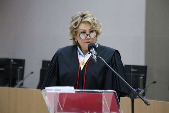 A desembargadora Maria Helena Póvoas 