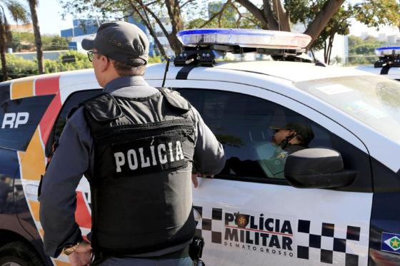 O proprietário da casa lotérica esteve no estabelecimento e registrou a ocorrência junto à polícia