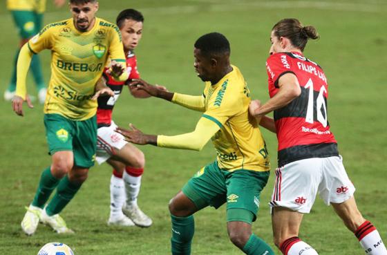 Em julho, pela 8ª rodada, o Cuiabá perdeu para o Flamengo por 2 a 0, na Arena Pantanal