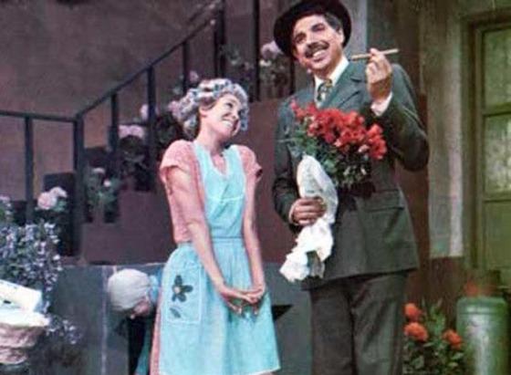 O casal mais queridinho dos telespectadores da série: dona Florinda e professor Girafales 