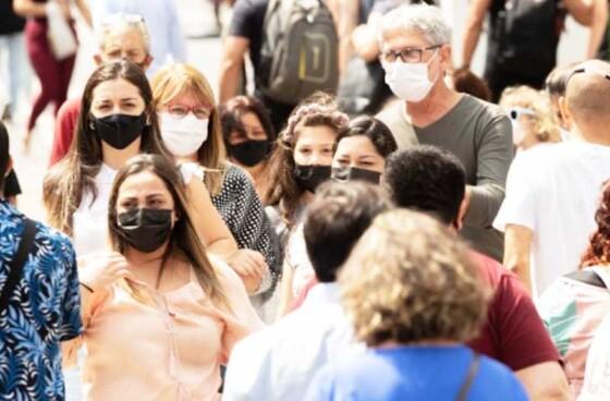 Os aumentos de casos de Covid e de Influenza podem levar à adoção  de medidas duras