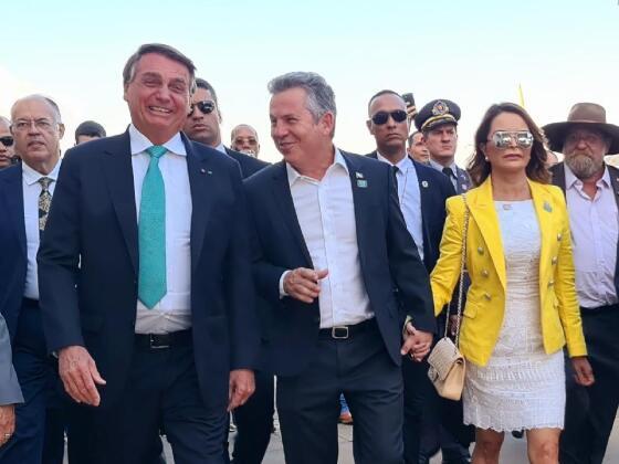 Jair Bolsonaro e Mauro Mendes durante a visita do presidente em Cuiabá