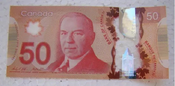 dolar canadense 