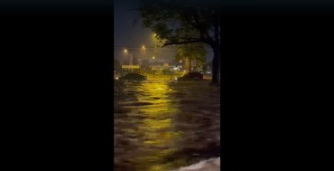 Chuva avenida Julio Campos