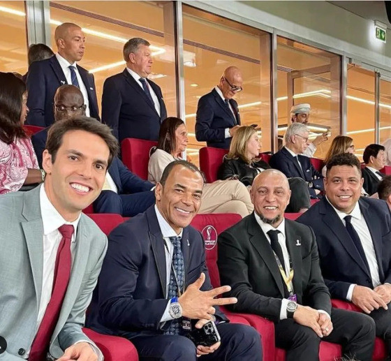 kaká e fenomeno 