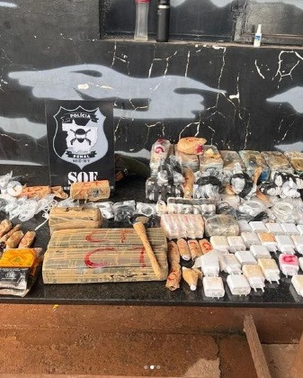 Celulares e droga na PCE