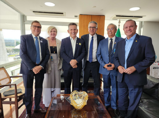 Governador e senadores se reúnem com ministro de Relações Institucionais, Alexandre Padilha - Foto por: Secom-MT