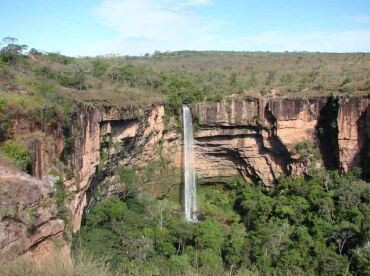 As 5 melhores cachoeiras para conhecer em Chapada dos Guimarães gastando pouco