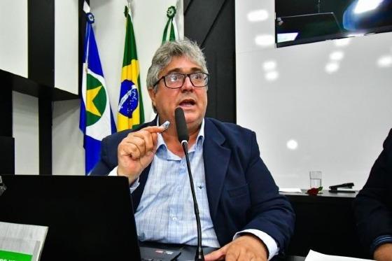 secretário Éder Galiciani