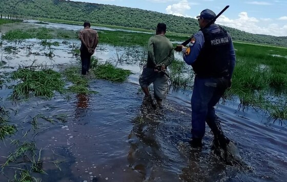 Baía de Chacororé, jagunços, ex-secretário