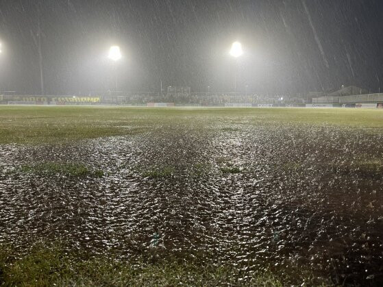 Gramado do Dutrinha não tinha condições de jogo no domingo