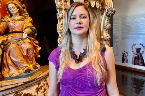 Viviene Lozi, diretora, Museu, Arte Sacra