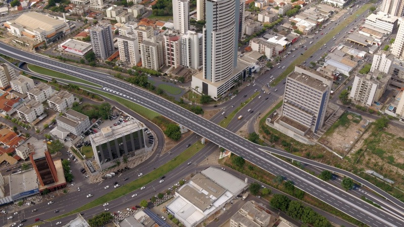 Trincheira na Miguel Sutil, Viaduto Avenida do CPA e Trigo Loureiro