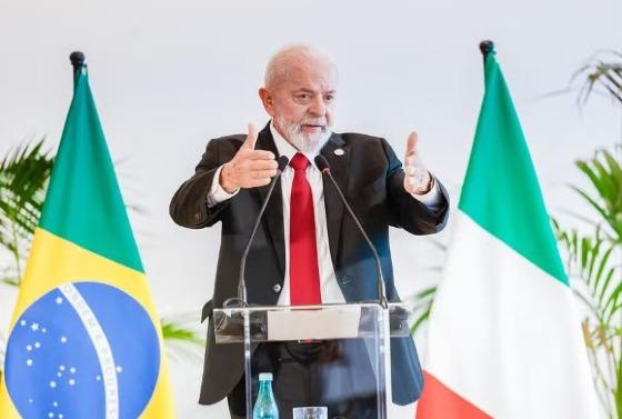 Lula em entrevista coletiva neste sábado na Itália — Foto: Ricardo Stuckert - Presidência da República