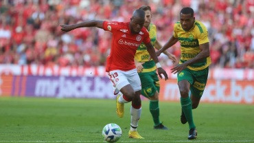 Na luta contra rebaixamento, Cuiabá enfrenta o Inter nesta segunda