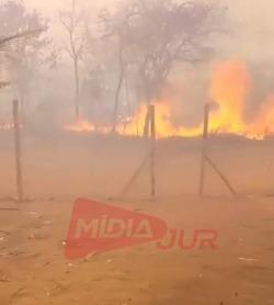 Fogo avança para Chapada dos Guimarães deixando destruição pelo caminho; vídeo