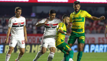 Cuiabá enfrenta São Paulo em busca de reabilitação no Brasileirão