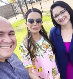 Virgínia grava com Abílio e participa de evento com Michelle e Damares