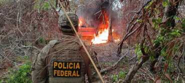 PF prende dois e destroi equipamentos em garimpo em terra indígena