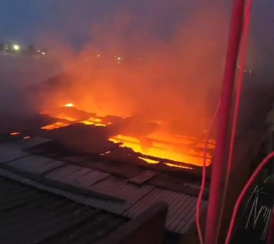 Incêndio atinge empresa de cloro e danifica estrutura em Cuiabá