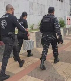 Polícia penal leva tornozeleiras para sede da PF; veja vídeo