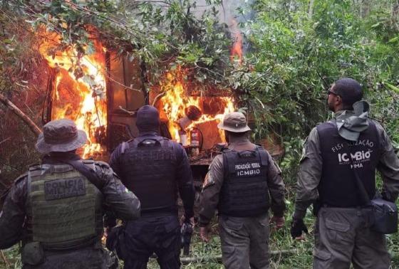 Agentes ambientais durante a operação Terra Protegida — Foto: Reprodução ICMBio