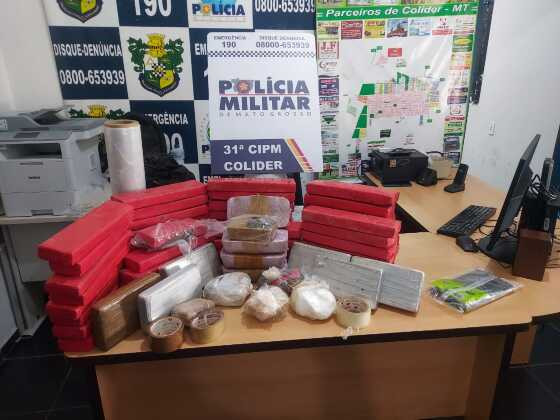 PM apreende grande quantidade de droga enterrada em terreno; vídeo