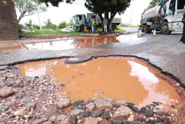 Travessa que liga rodoviária ao Centro de Cuiabá está bloqueada