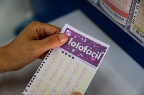 Lotofácil 3298 tem resultados divulgados; confira