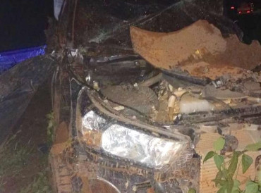 Empresário bate carro em trator, sai da pista e morre em MT