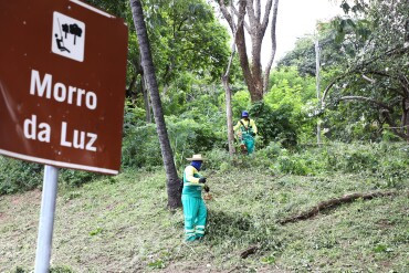 Cuiabá projeta retirar 30 toneladas de lixo do Morro da Luz