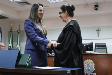 Juíza federal Juliana Paixão toma posse como membro do Pleno do TRE-MT