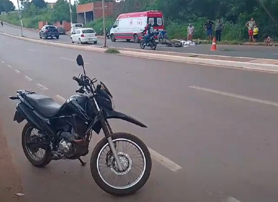 Jovem perde controle de moto, bate em poste e morre em VG