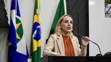 No Plenário, Katiuscia defende melhores condições para a ACEs e ACSs