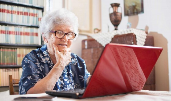 Projeto de inclusão digital para idosos é aprovado na Câmara de Cuiabá
