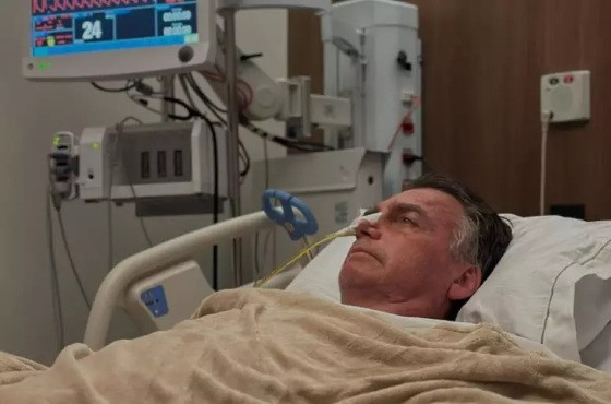 bolsonaro internado.jpg