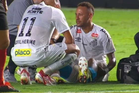 neymar machucado.jpg