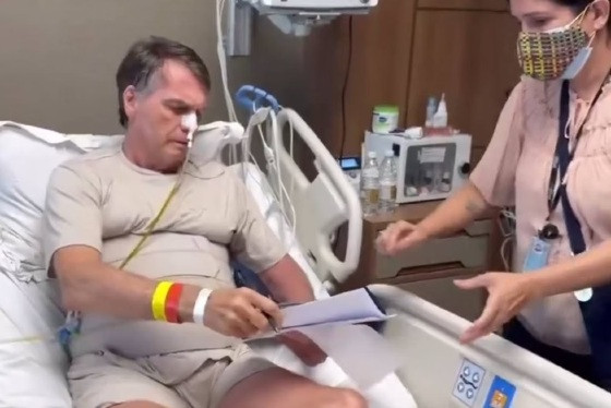 bolsonaro uti.jpg