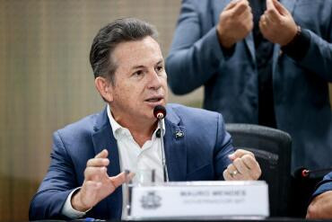 Governador determina revisão de consignados de servidores do Estado