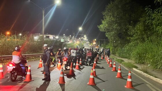 Cinco condutores são presos e 59 motos são apreendidas em operação
