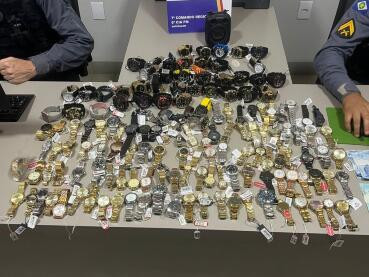 PM recupera 148 relógios furtados de ótica em MT
