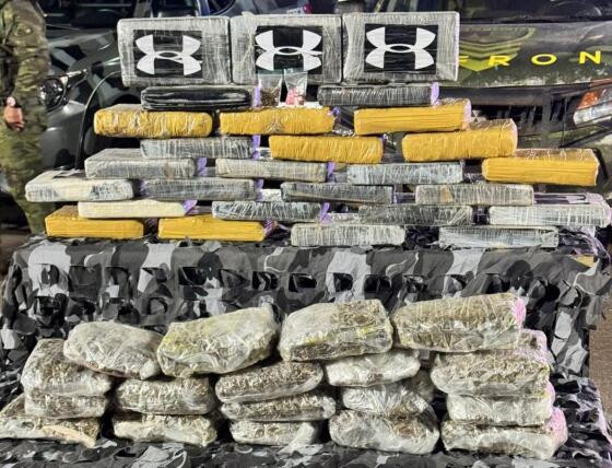Policiais apreendem carga de R$ 500 mil em drogas na fronteira