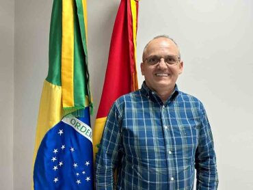 Denuciado por fraudes na pandemia, secretário de Saúde agora é acusado de perseguição