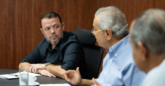 SENADOR JAYME CAMPOS E APROFIR 