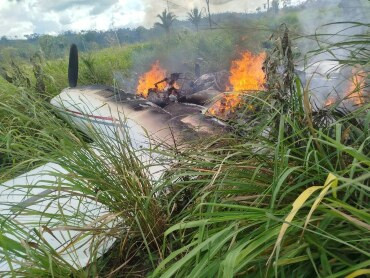 Policiais de MT participam de operação que interceptou avião com drogas