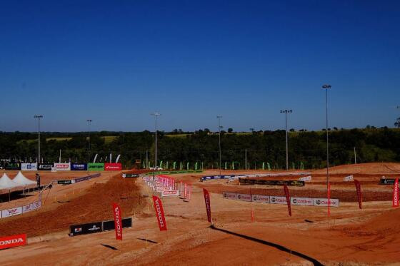 pista motocross.jpg