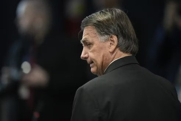 Bolsonaro pede anulação de delação de Cid após suposta troca de mensagens