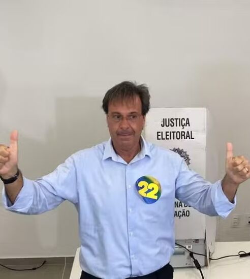 Moraes revoga prisão de ex-ministro do Turismo do governo Bolsonaro