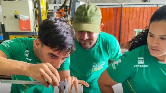 PETROBRAS TRABALHO 